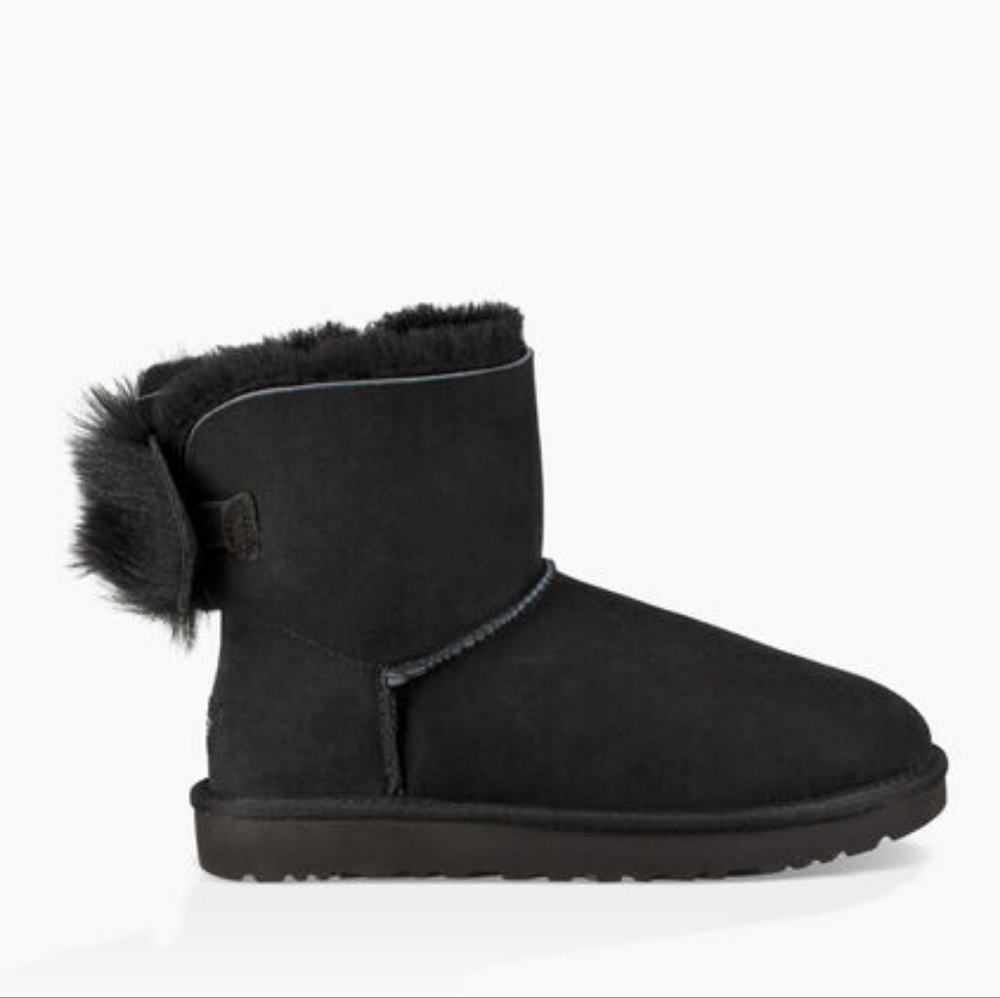 Fluff Bow Mini UGG Boot sz 9